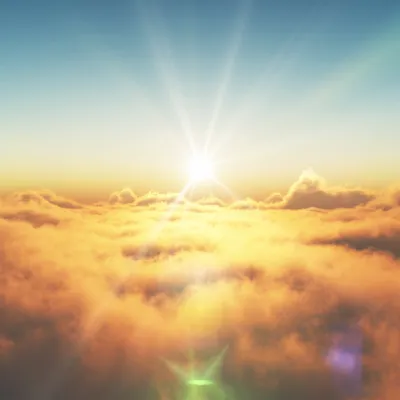 Acceuil 10 Lever de soleil audessus des nuages, symbole d’éveil spirituel et de transformation intérieure, illustrant l’accompagnement en neuroénergétique et ThetaHealing avec Nadège Augereau.